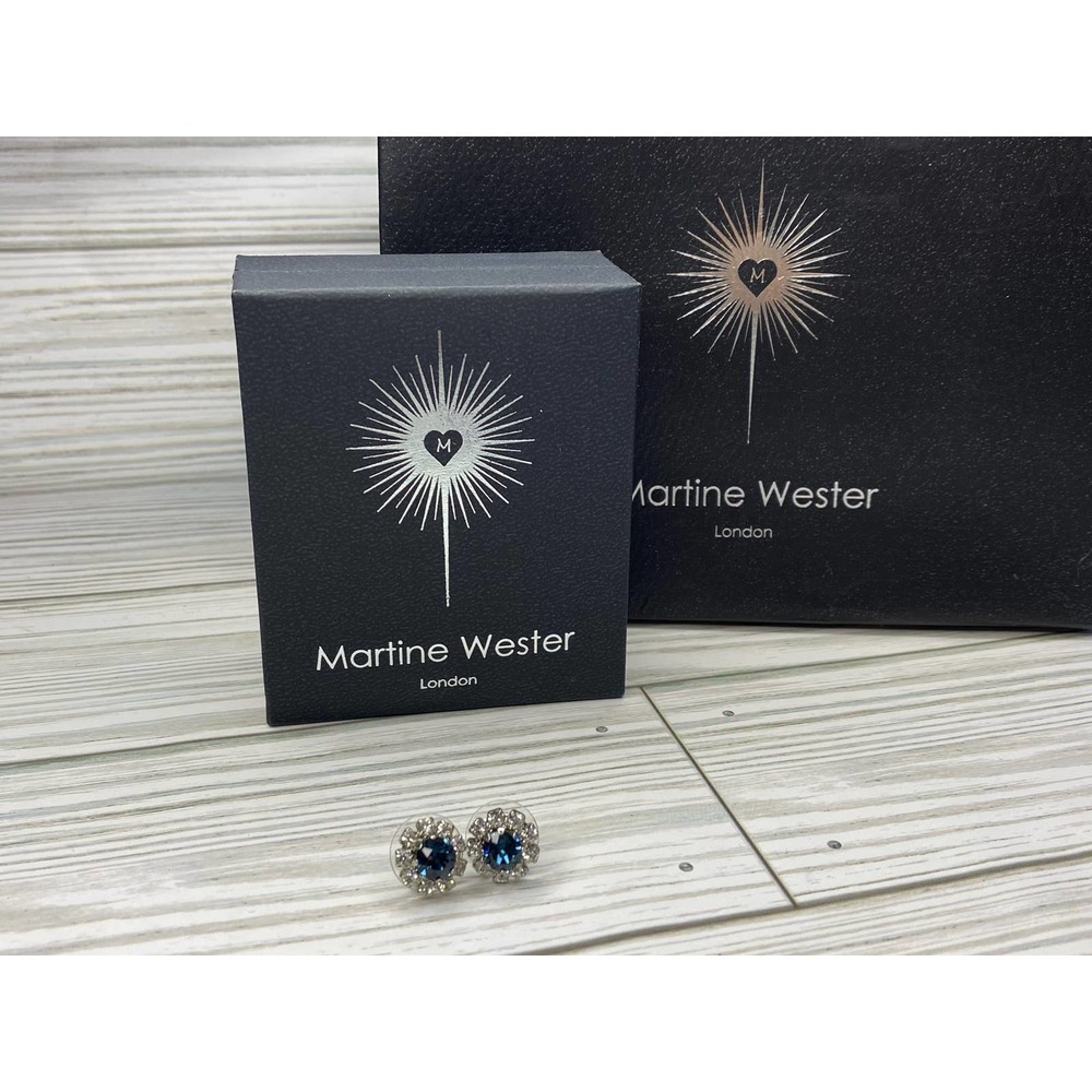 Martine Wester Monroe flower wedding club party (blue)